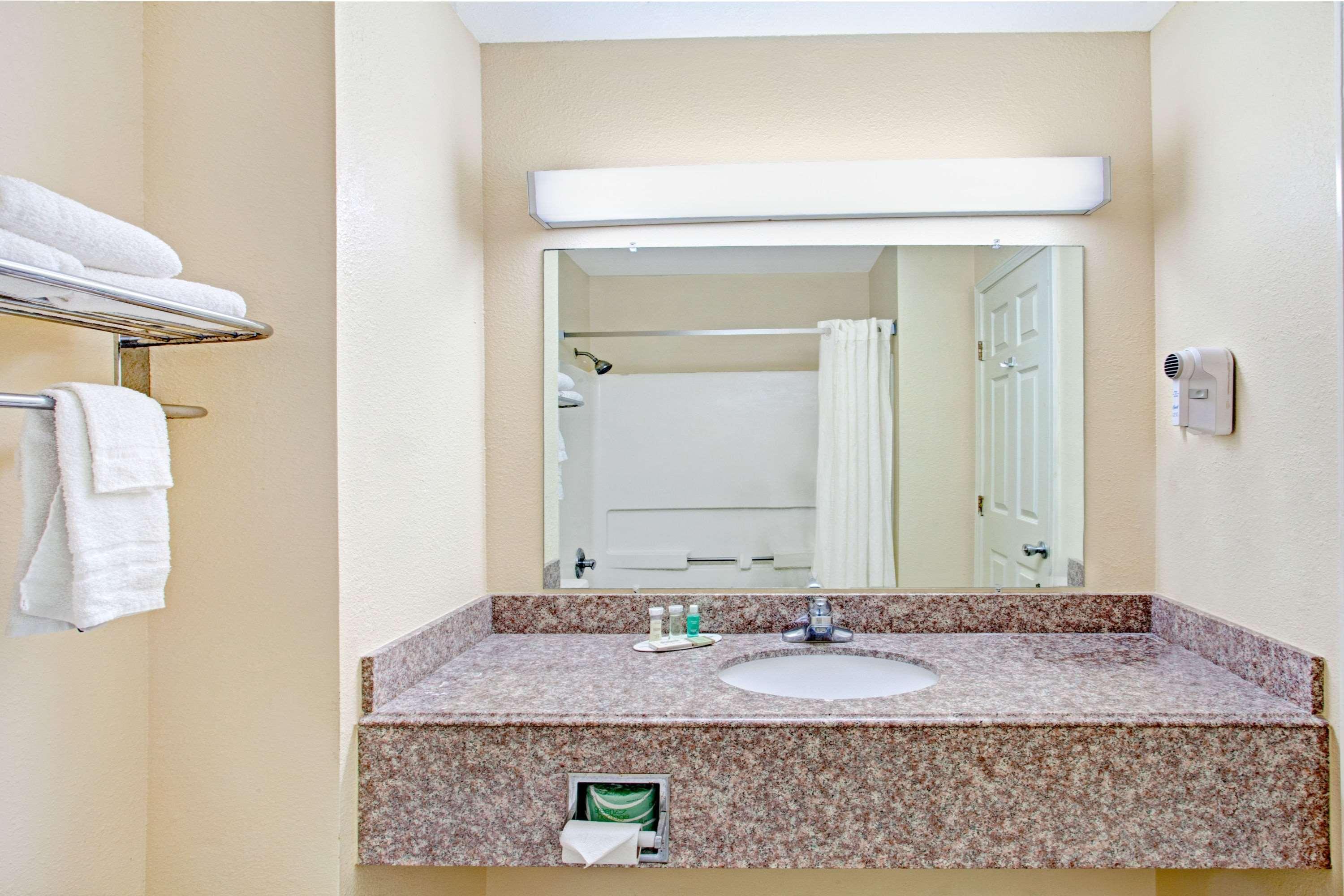 Super 8 By Wyndham Forrest City Ar Εξωτερικό φωτογραφία